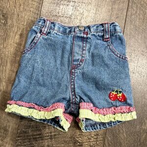 Vintage 90s / 2000s Denim Strawberry Print Shorts Baby Girl size 6-9 month